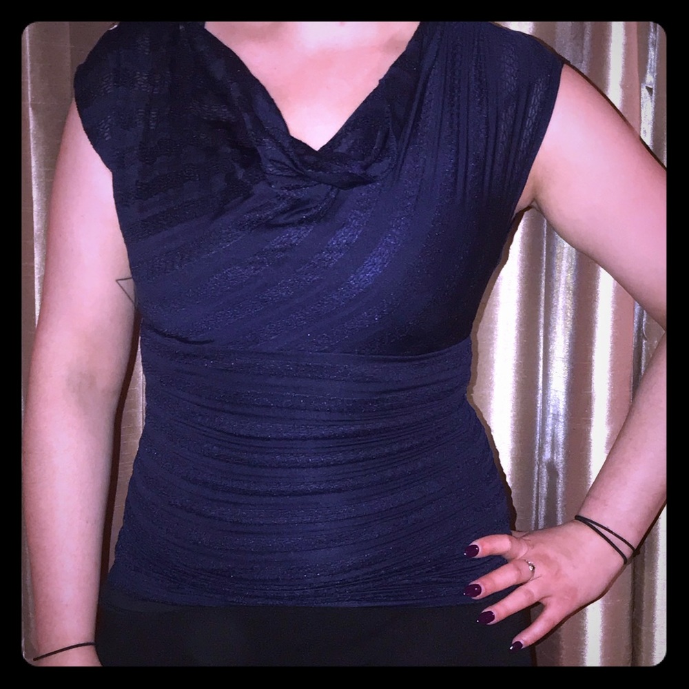 Heartsoul: dark navy slim-fitting, swooped top 💙